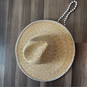 Straw hat with pearl rim detail